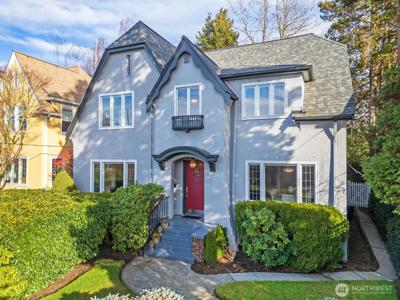1812 10th E