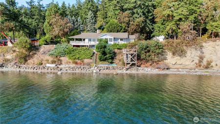 221 Madrona