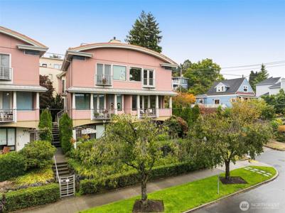 7700 Green Lake N