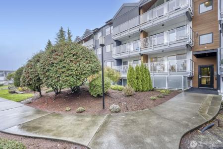2501 Canterbury E