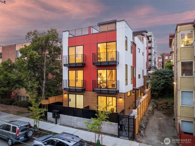 318 E Bellevue E