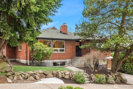 4821 Mead
