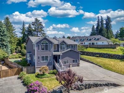 2423 Viewcrest