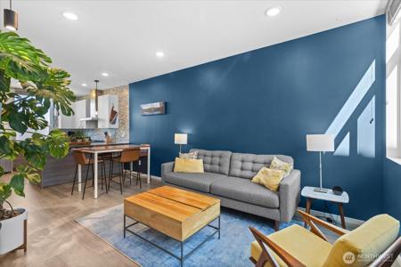 9211 15th SW