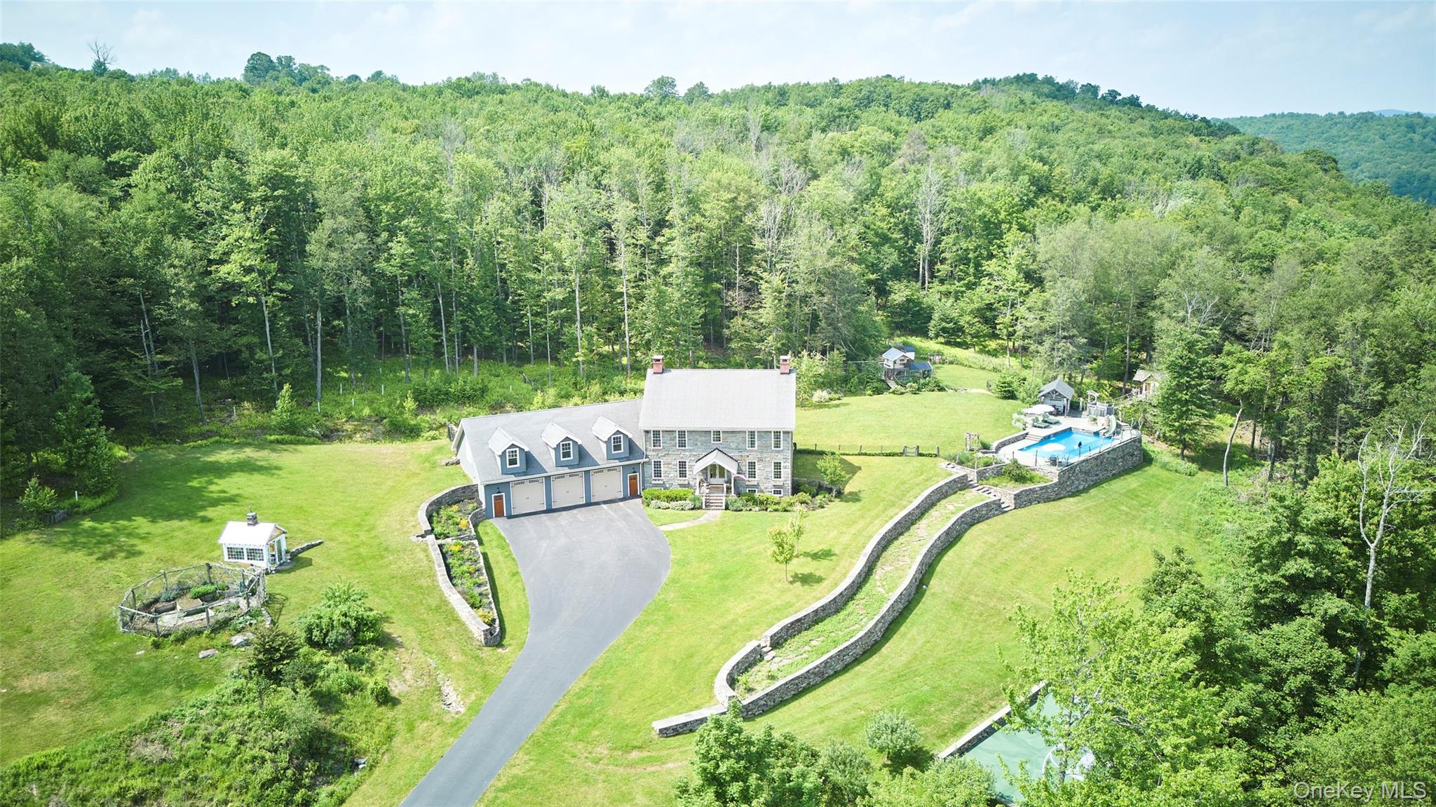 Image 2: Aerial View Image 2: Aerial View