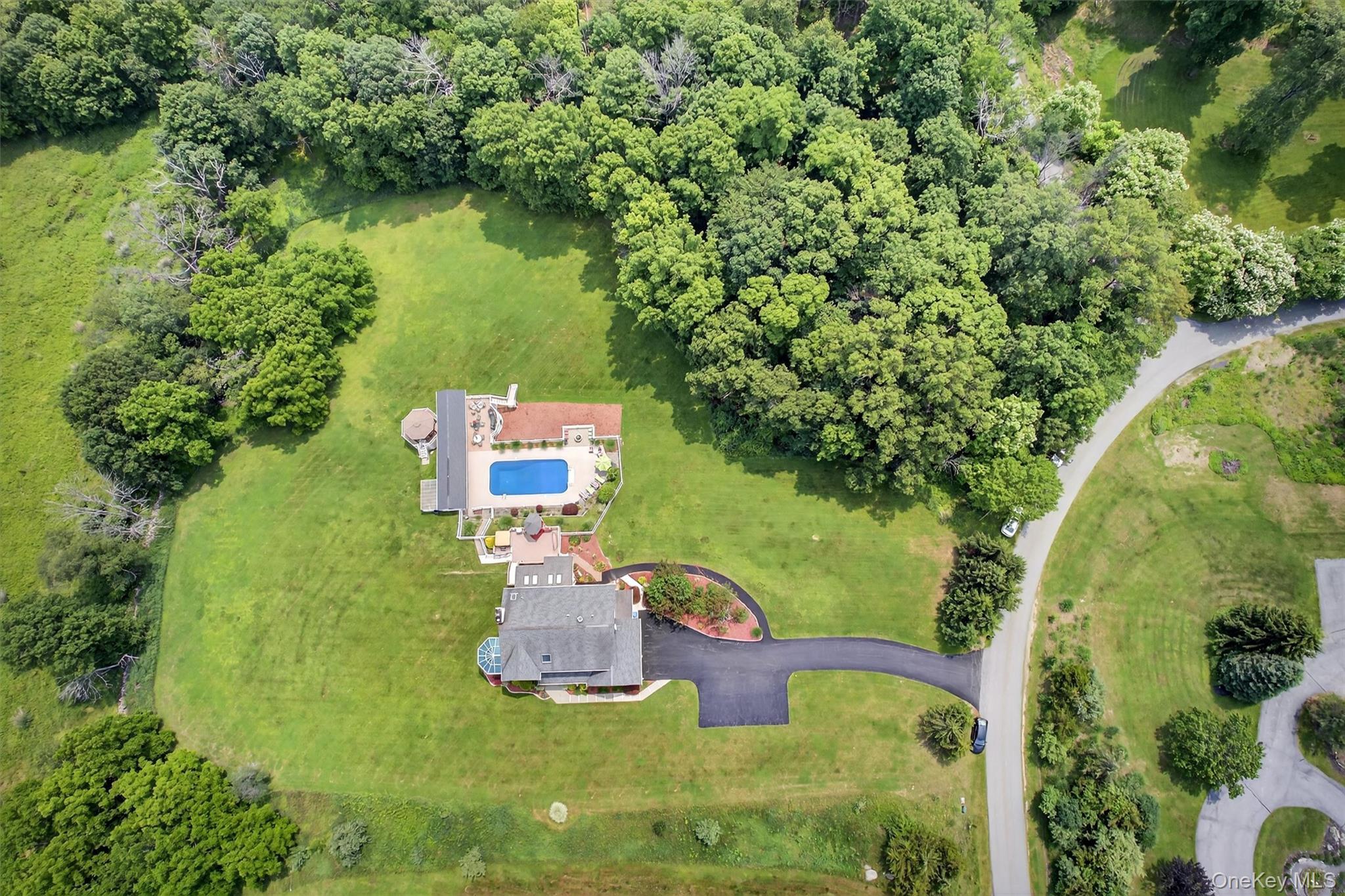 Image 2: Aerial View Image 2: Aerial View