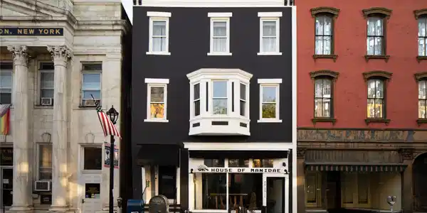 522 Warren Street