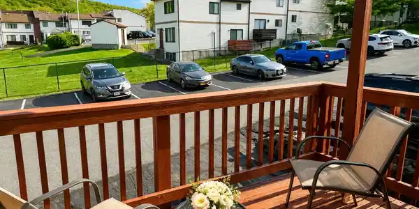 Image 2: Balcony Image 2: Balcony