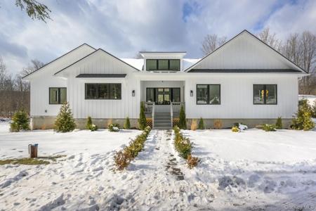 305 Mitchell Hollow Road