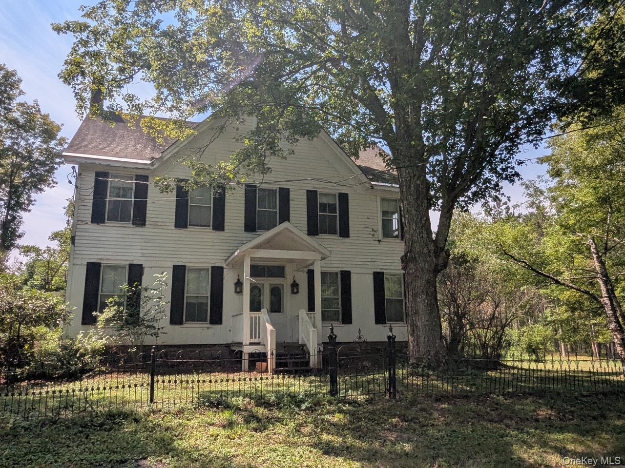 Image 1: Front of Structure