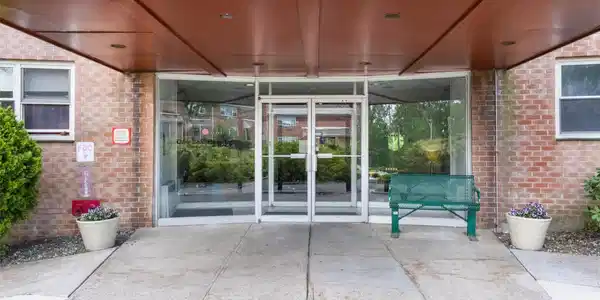 Image 4 Image 4