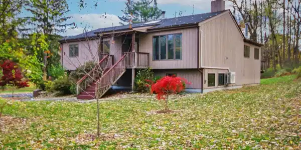 102 Old Post Road
