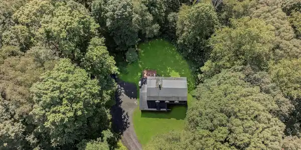 Image 3: Aerial View Image 3: Aerial View