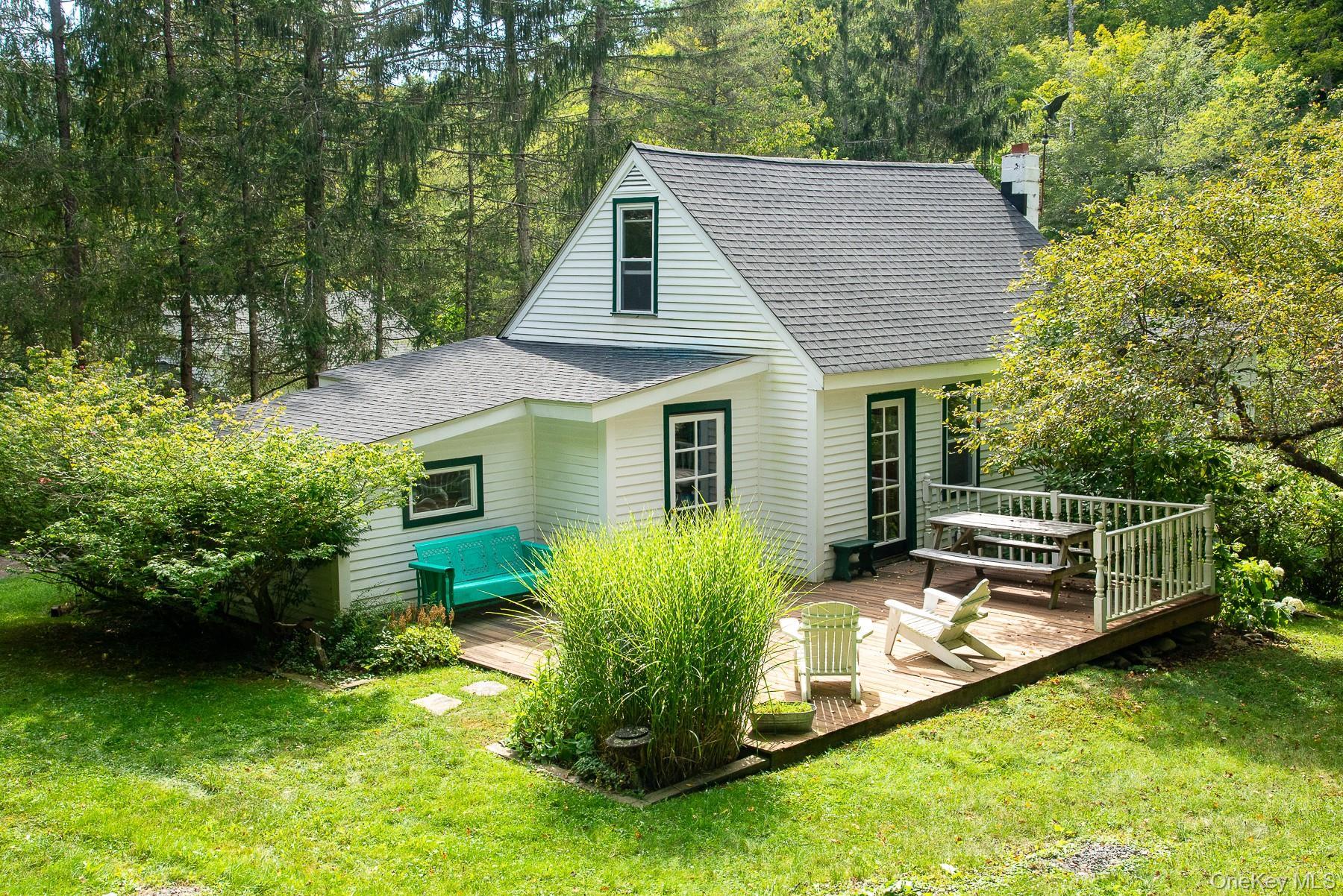 Image 2: Back of Structure Image 2: Back of Structure