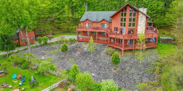 969 Hurd Road