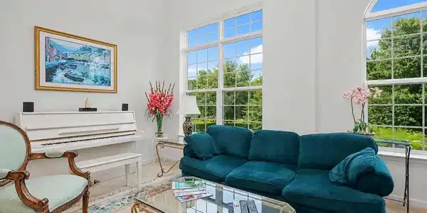 Image 3: Living Room Image 3: Living Room