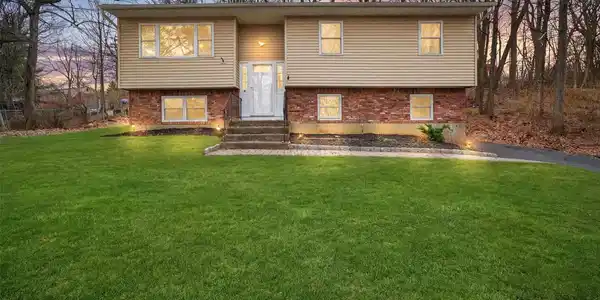 28 Olympus Road