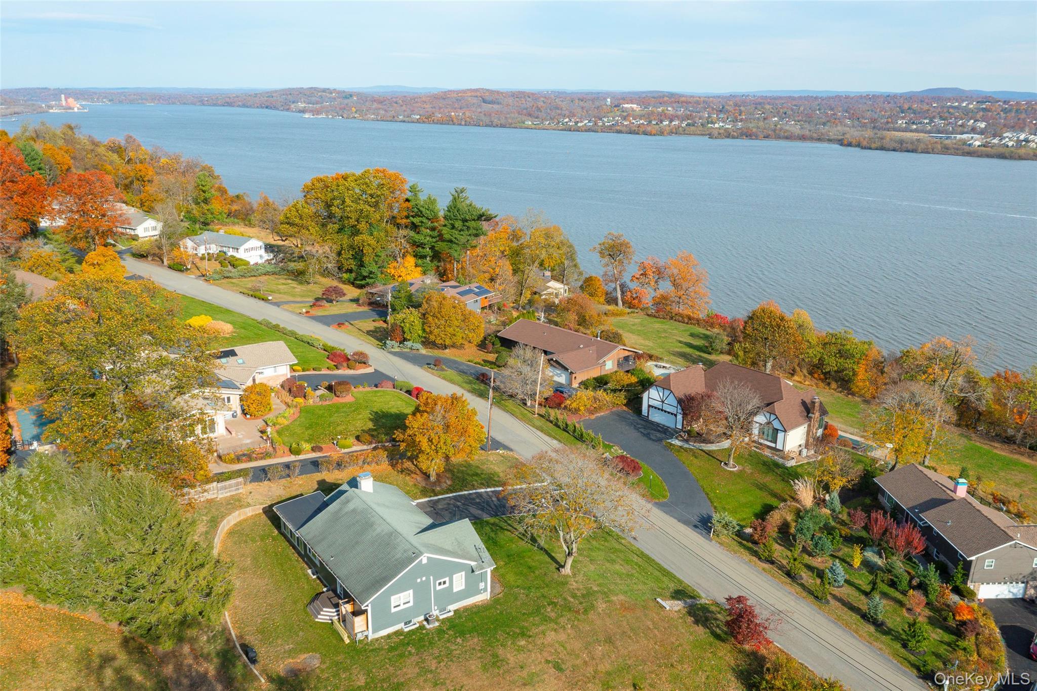 Image 3: Aerial View Image 3: Aerial View