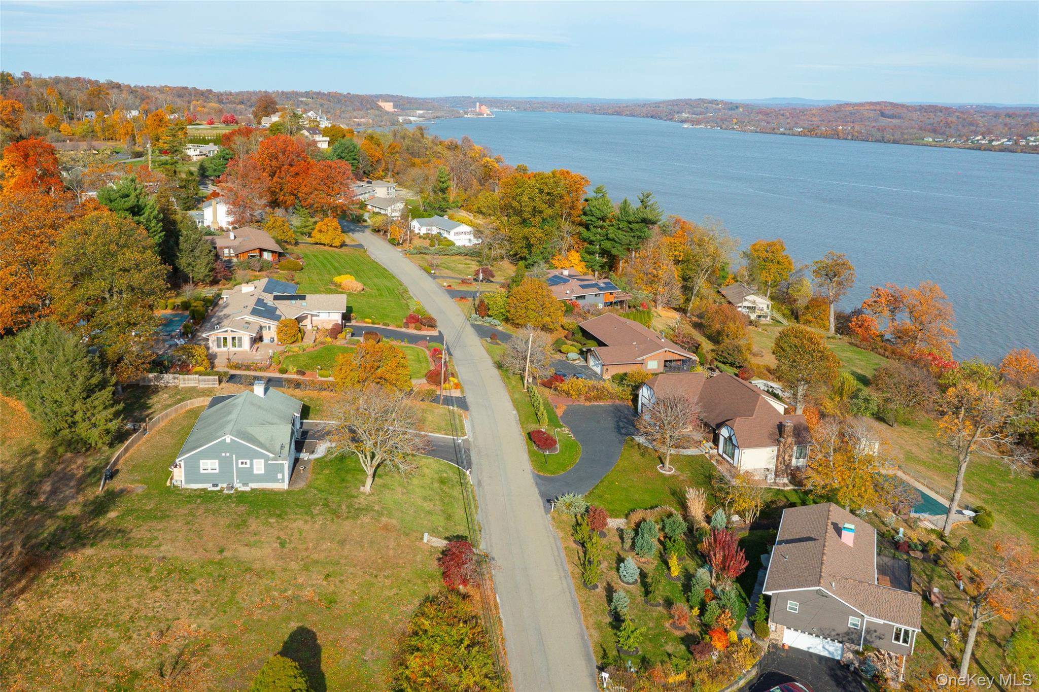 Image 4: Aerial View Image 4: Aerial View