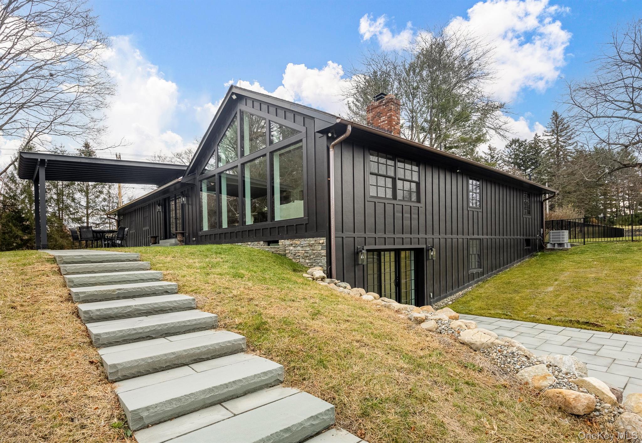 Image 2: Side of Structure