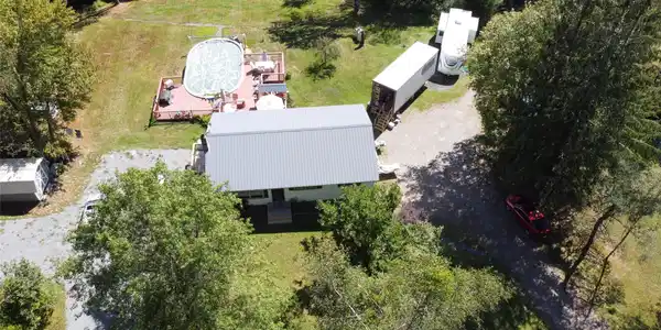 Image 3: Aerial View Image 3: Aerial View