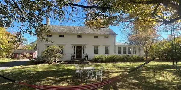 1201 Bruynswick Road