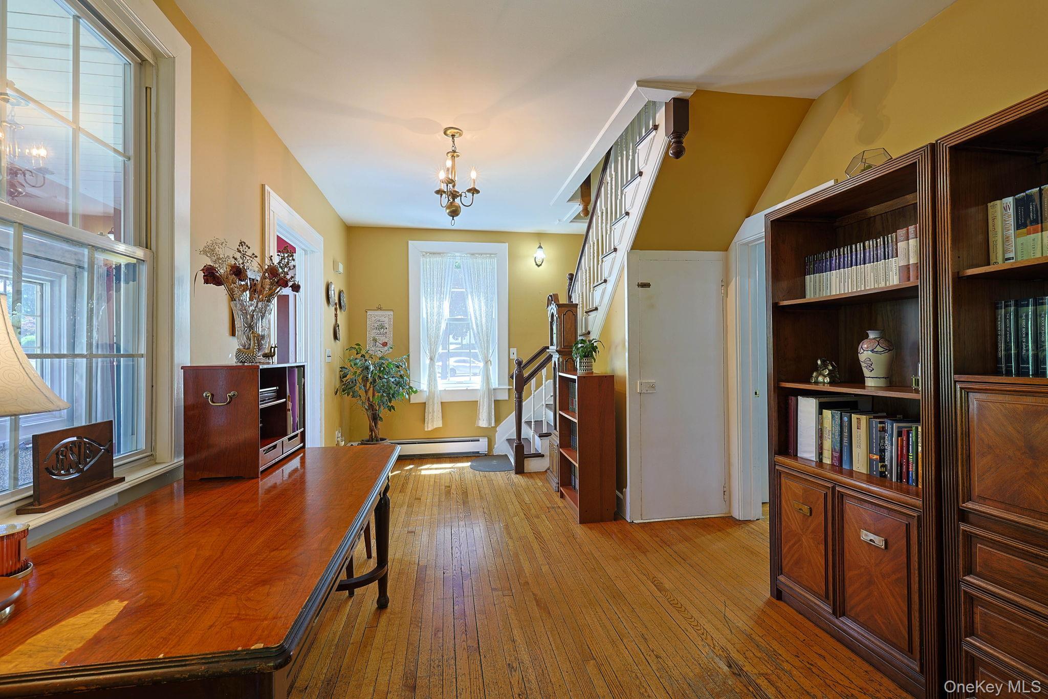 Image 4: Sitting Room Image 4: Sitting Room