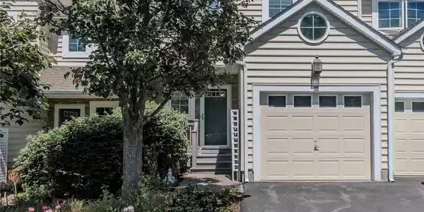 64 Hudson View Terrace