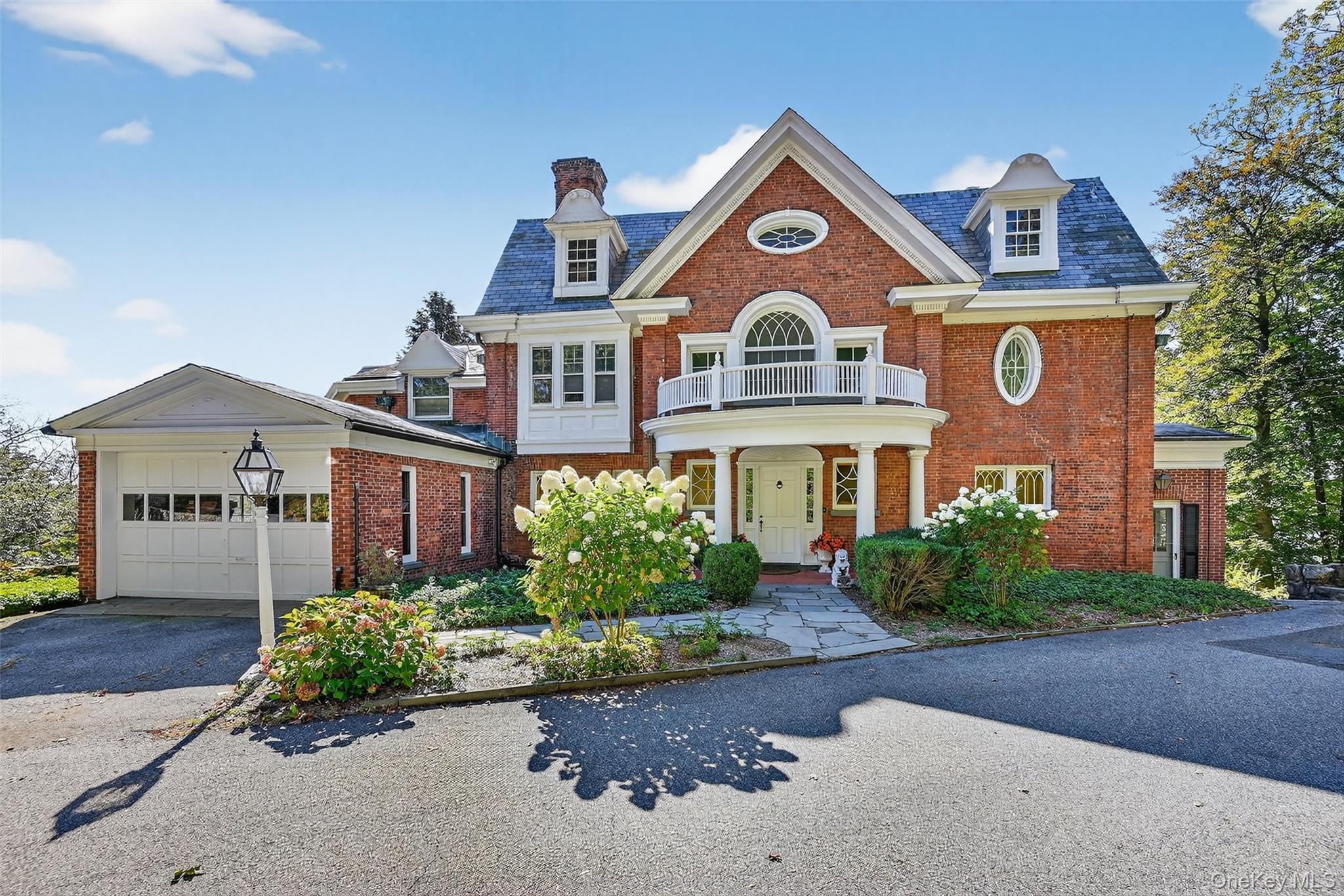 Image 3: Front of Structure