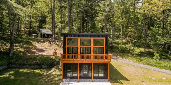 134 Irish Cape Road