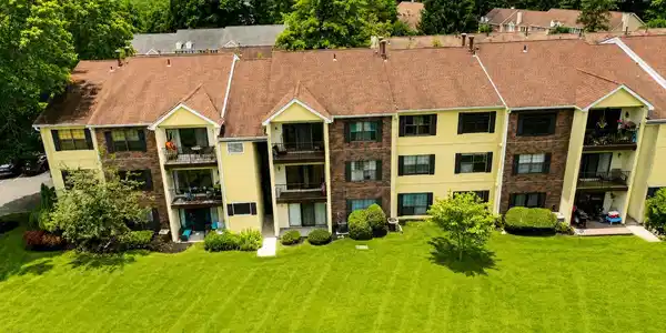 10 Edinburgh Drive