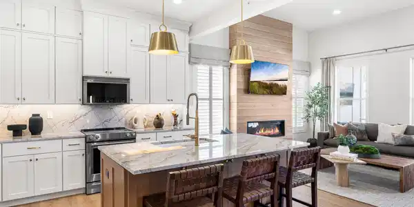 2079 Summit Loop