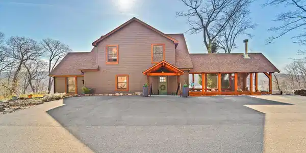 1 Deer Trail S