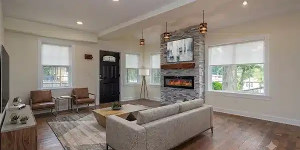 Image 4: Living Room Image 4: Living Room