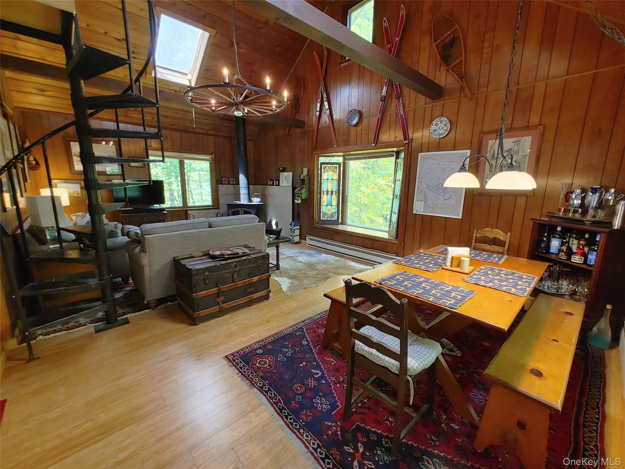Image 3: Dining Area Image 3: Dining Area