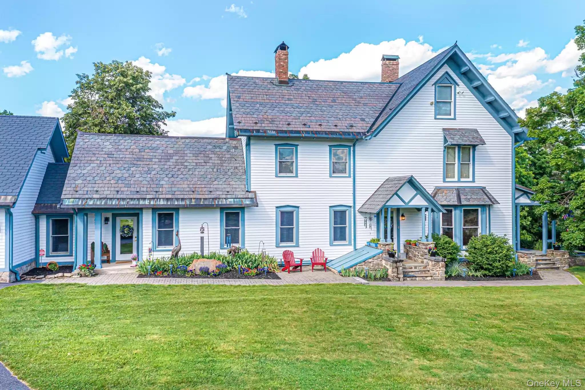 Image 3: Front of Structure