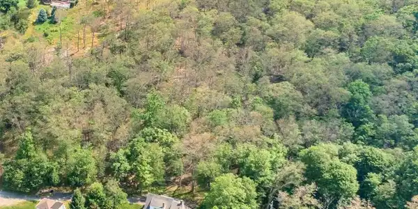 23-A Maple Road