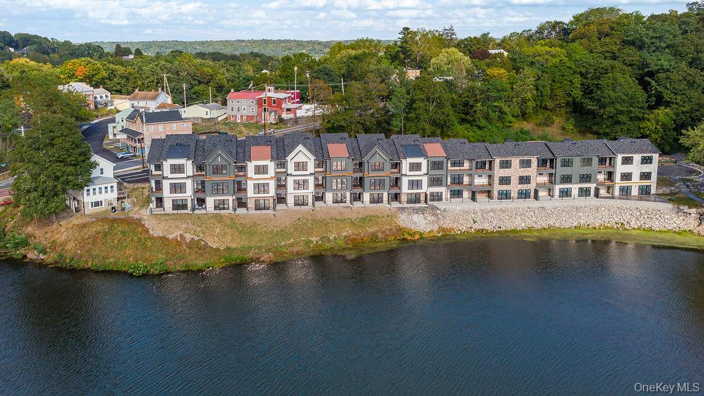 Image 2: Aerial View Image 2: Aerial View