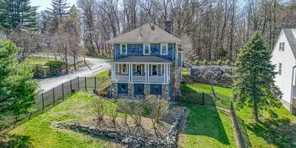 12 Sunset Heights
