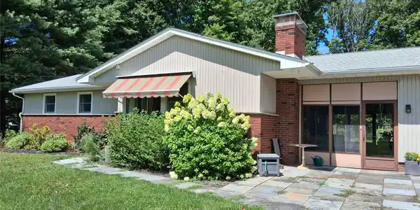 60 Stissing Avenue