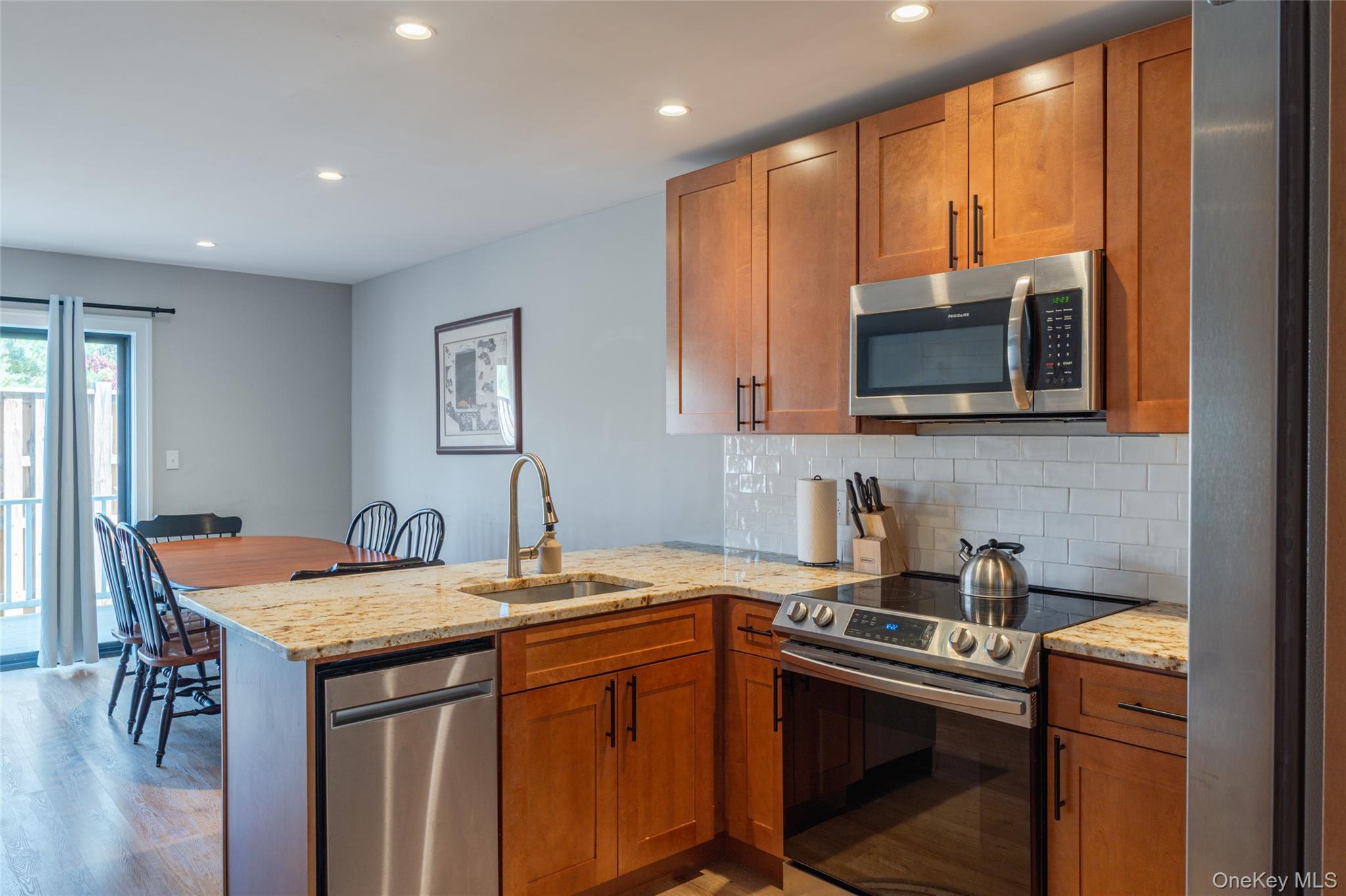 Image 3: Kitchen