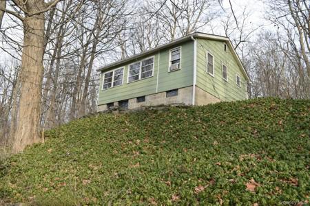 36 Paradise Hill