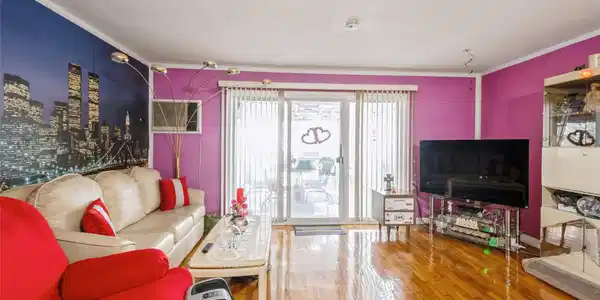 Image 4: Living Room Image 4: Living Room