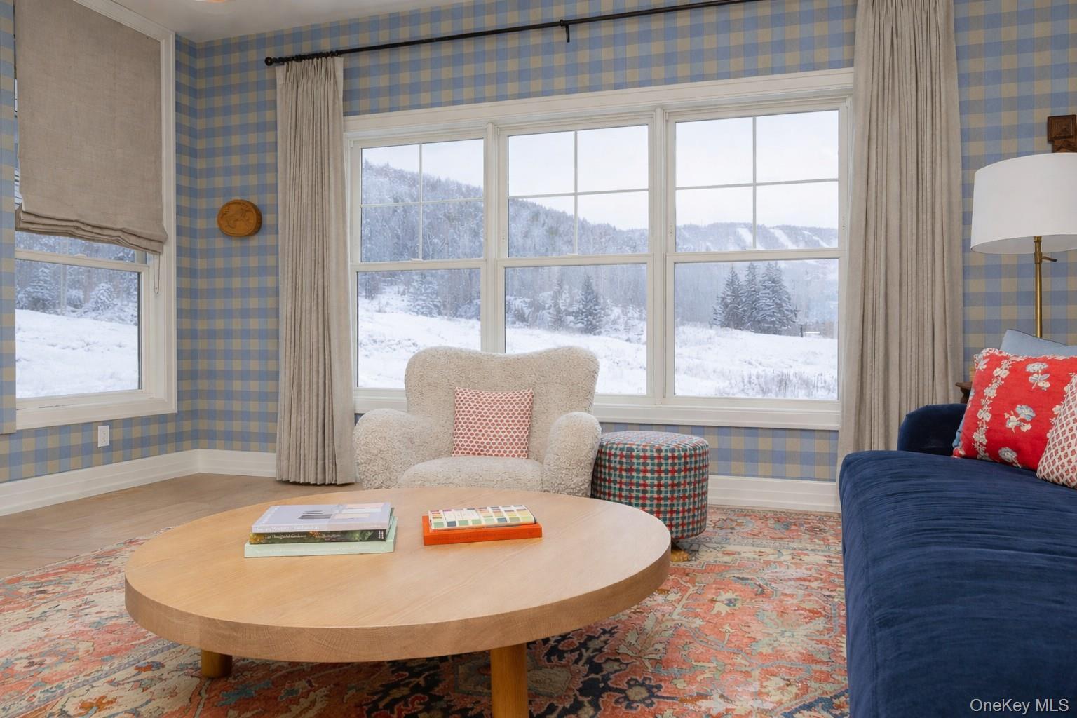 Image 3: Sitting Room