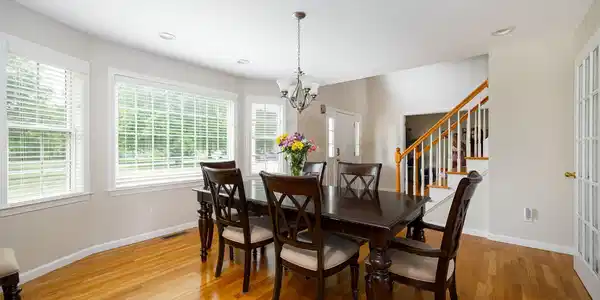 Image 4: Dining Room Image 4: Dining Room