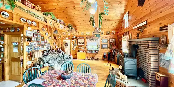 Image 3: Great Room Image 3: Great Room