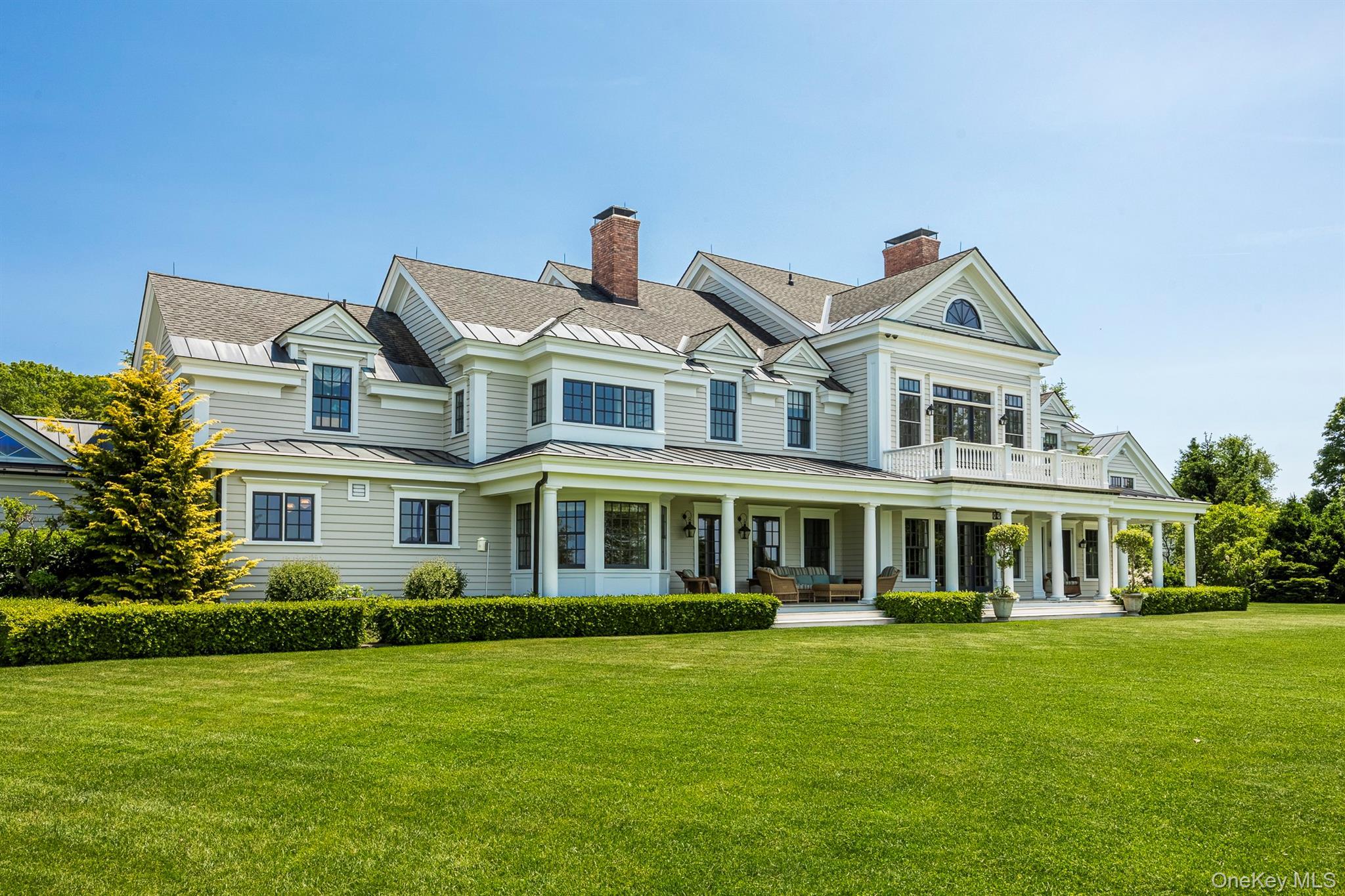 Image 4: Back of Structure