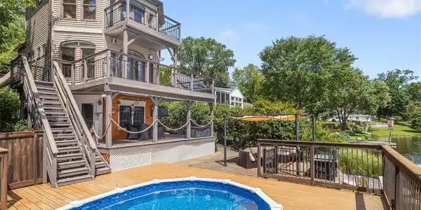 545 Shore Drive