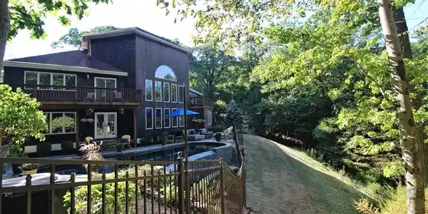36 Ridgetop Drive