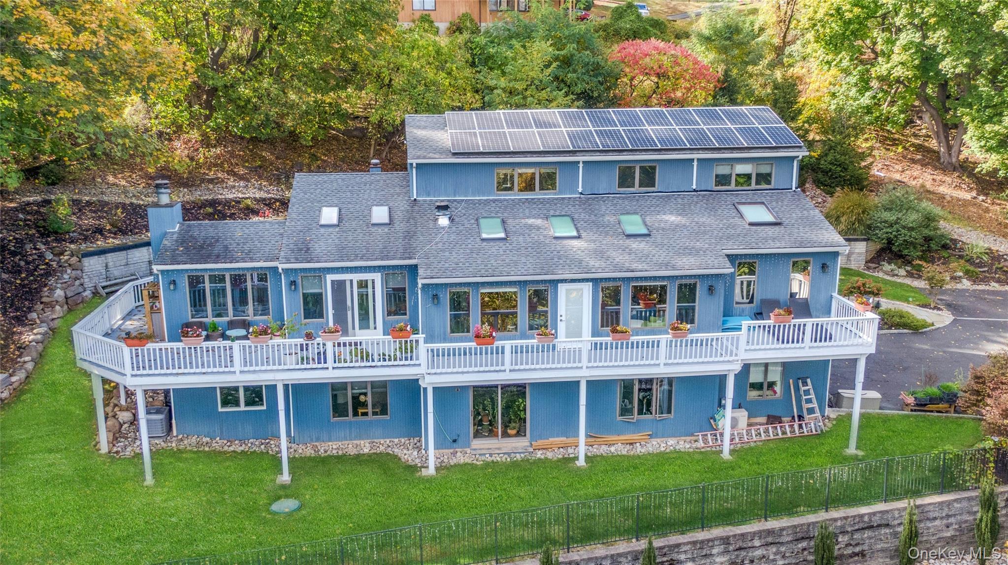 Image 4: Back of Structure